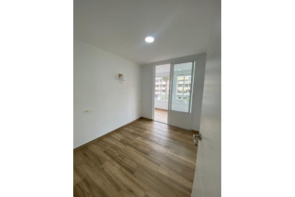 Revente - Appartement - Torrevieja - Acequion