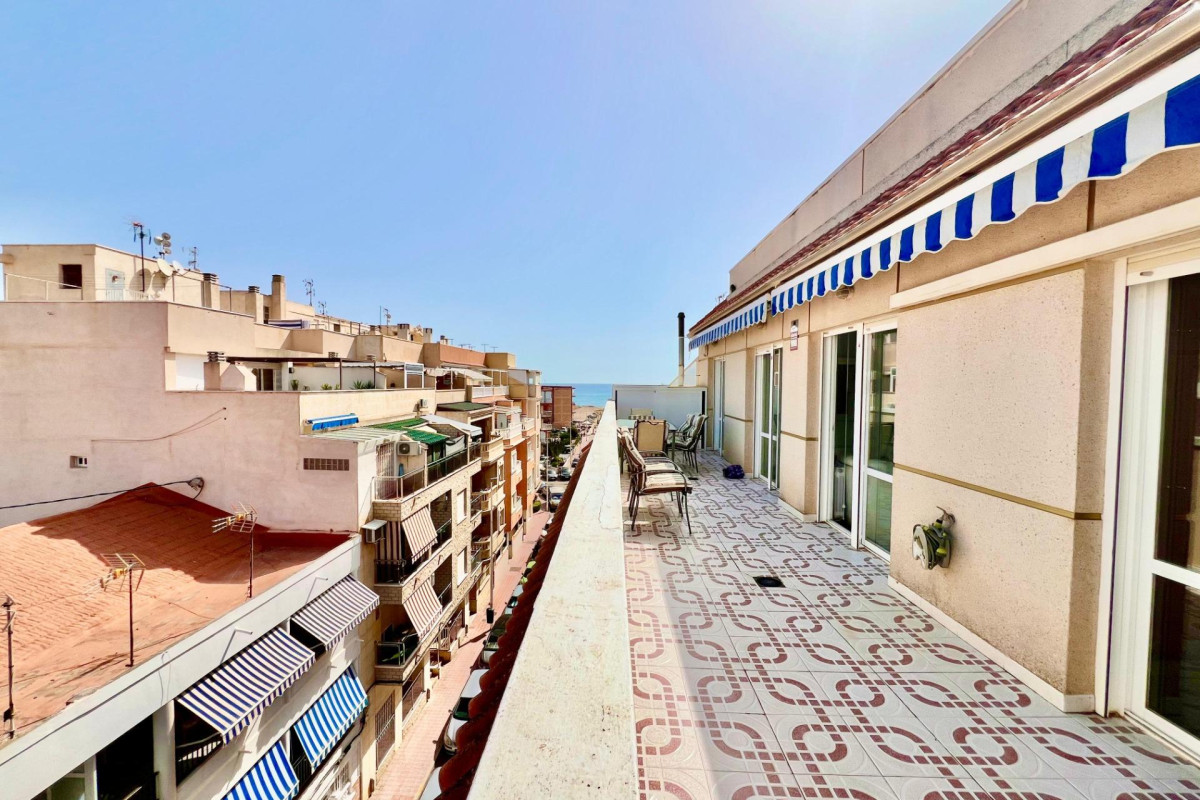 Reventa - Apartamento / piso - Torrevieja - La Mata pueblo