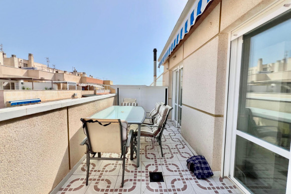 Reventa - Apartamento / piso - Torrevieja - La Mata pueblo