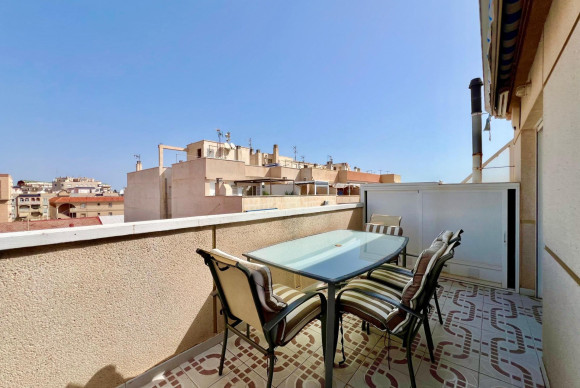 Reventa - Apartamento / piso - Torrevieja - La Mata pueblo