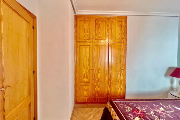 Reventa - Apartamento / piso - Torrevieja - La Mata pueblo