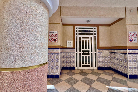 Reventa - Apartamento / piso - Torrevieja - La Mata pueblo