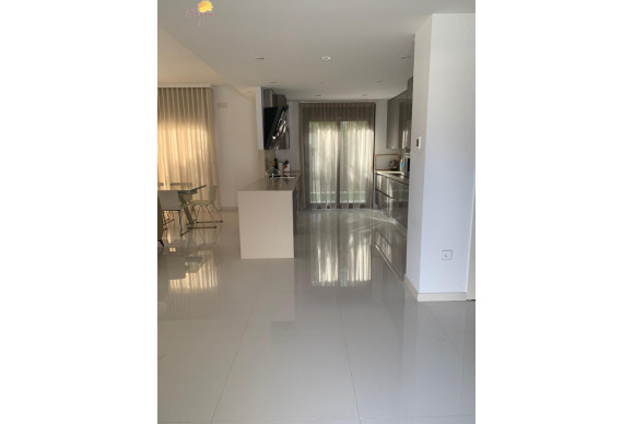 Herverkoop - Villa - Orihuela Costa - Campoamor