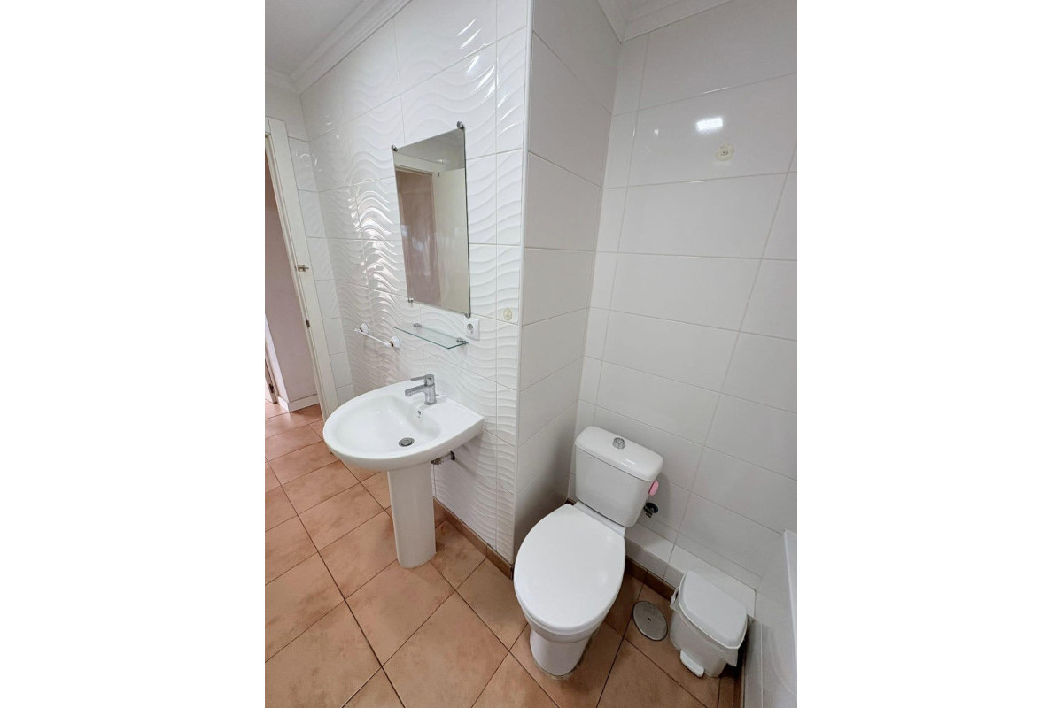 Herverkoop - Appartement  - Alicante - Virgen del Remedio-Parque lo Morant