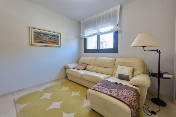 Reventa - Apartamento / piso - Alicante - Pau V