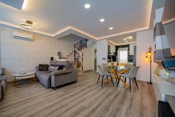 Herverkoop - Woning Type Duplex - Orihuela Costa - PAU 26