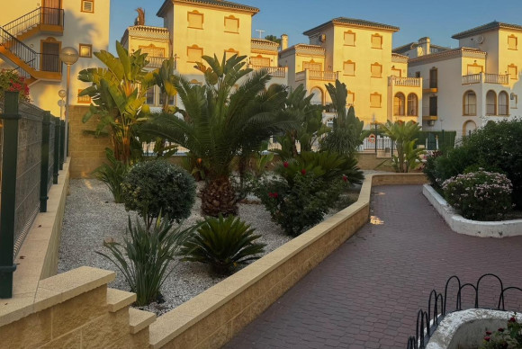 Herverkoop - Appartement  - Torrevieja - Torre la mata