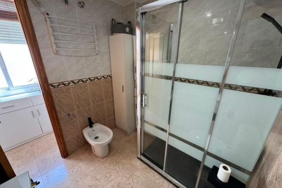 Reventa - Apartamento / piso - Torrevieja - Estacion de autobuses