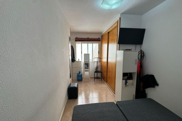Reventa - Apartamento / piso - Torrevieja - Estacion de autobuses