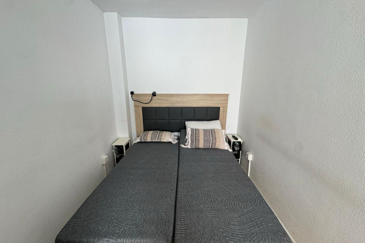 Reventa - Apartamento / piso - Torrevieja - Estacion de autobuses