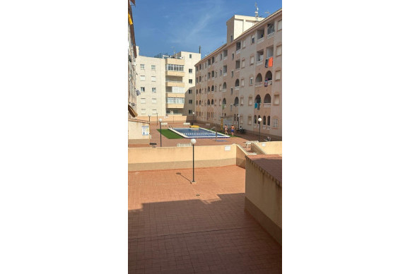 Reventa - Apartamento / piso - Torrevieja - Estacion de autobuses