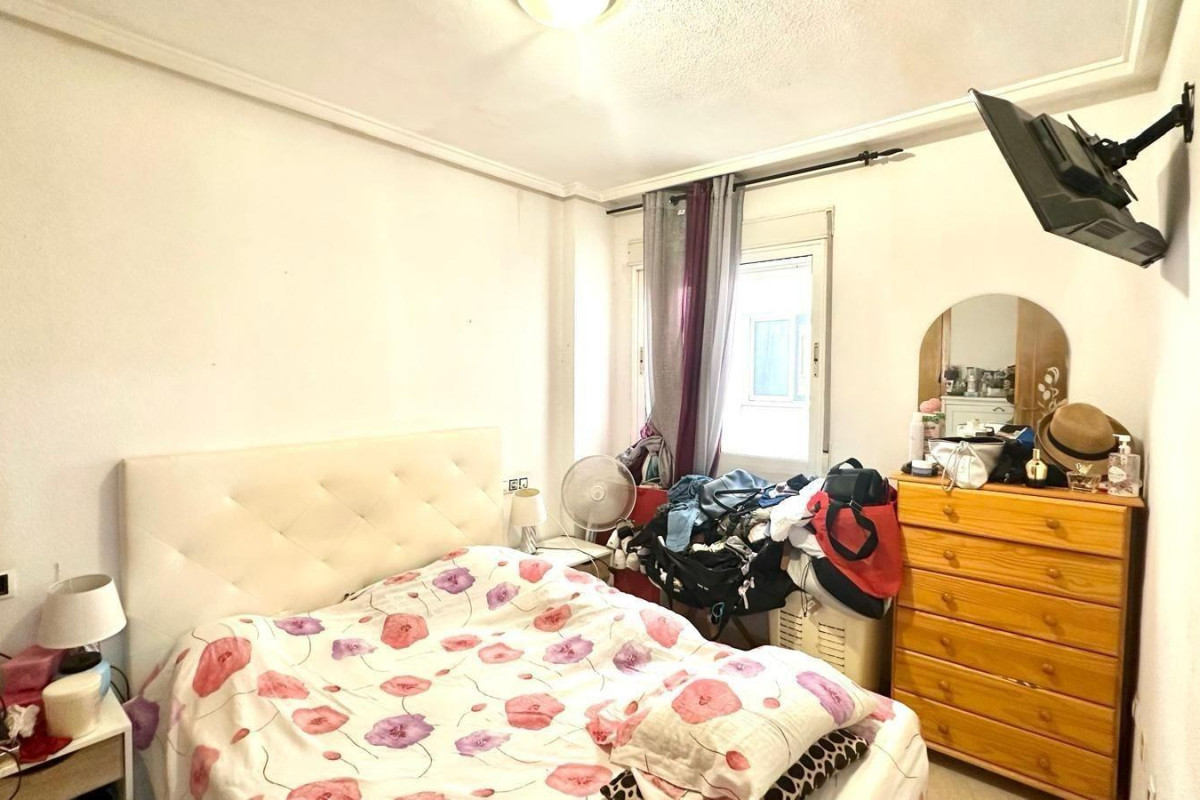 Reventa - Apartamento / piso - Torrevieja - Estacion de autobuses