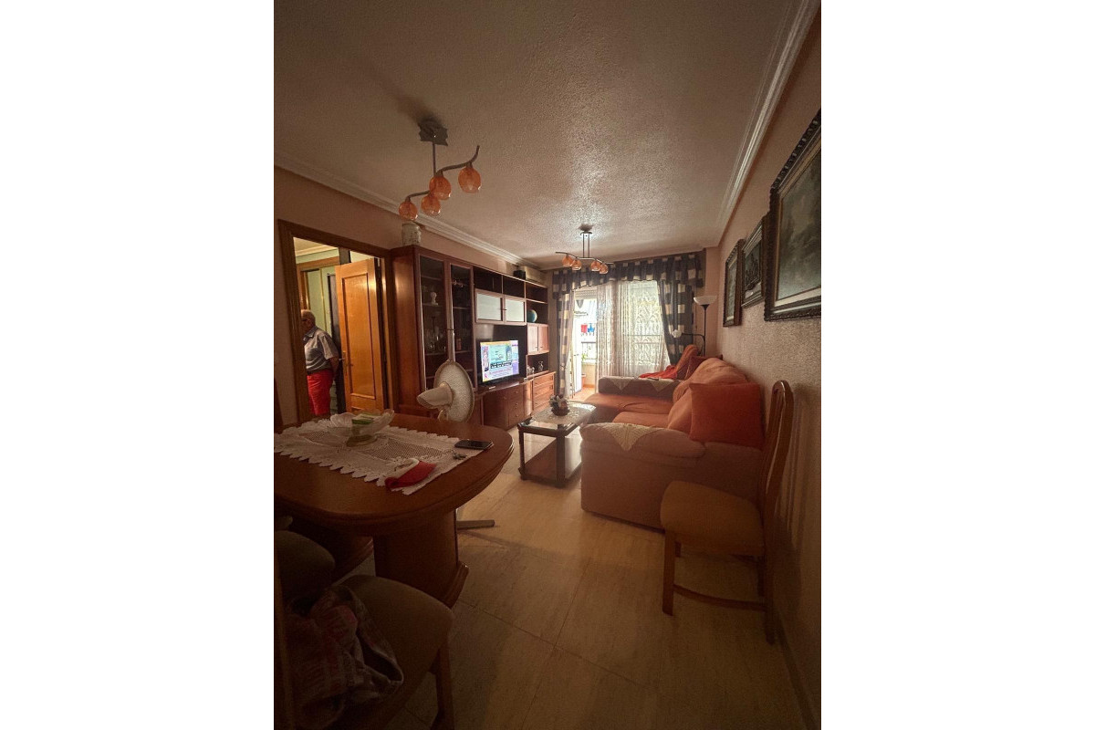 Herverkoop - Appartement  - Torrevieja - Acequion