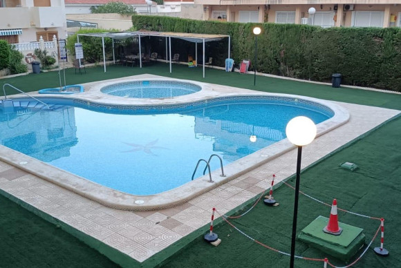 Herverkoop - Appartement  - Torrevieja - Nueva Torrevieja