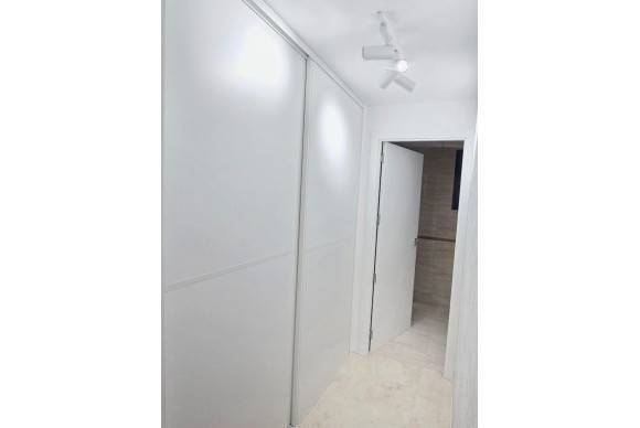 Herverkoop - Appartement  - Alicante - Pau II