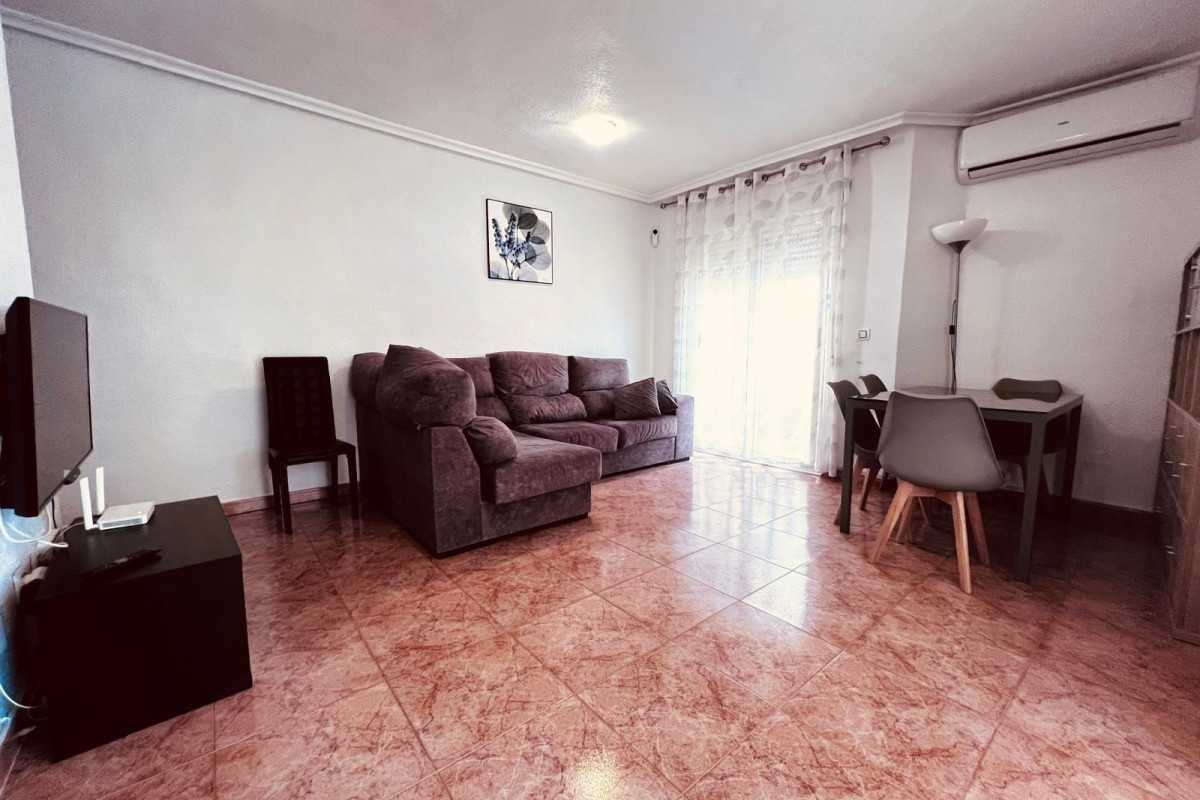 Herverkoop - Appartement  - Torrevieja - Estacion de autobuses