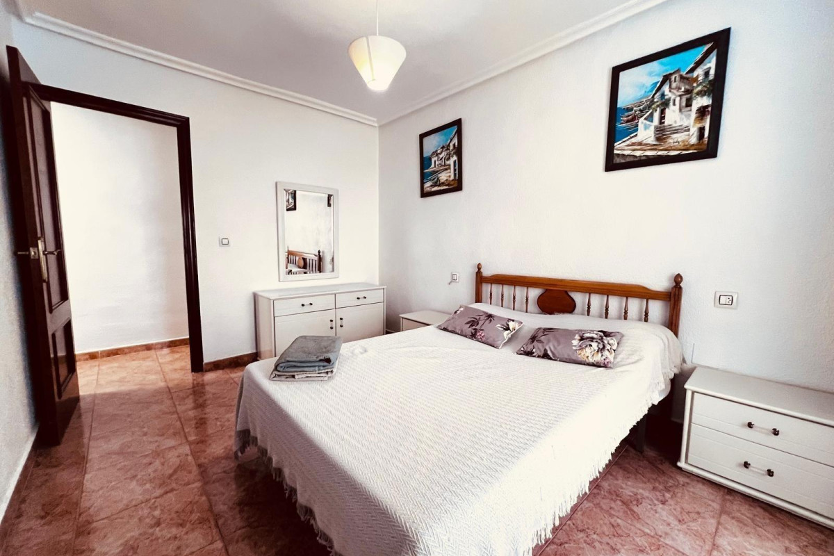 Herverkoop - Appartement  - Torrevieja - Estacion de autobuses