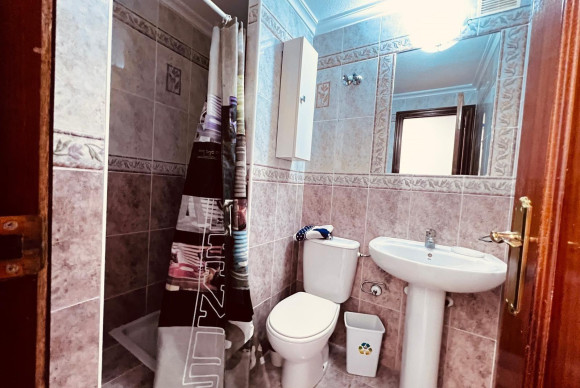 Herverkoop - Appartement  - Torrevieja - Estacion de autobuses