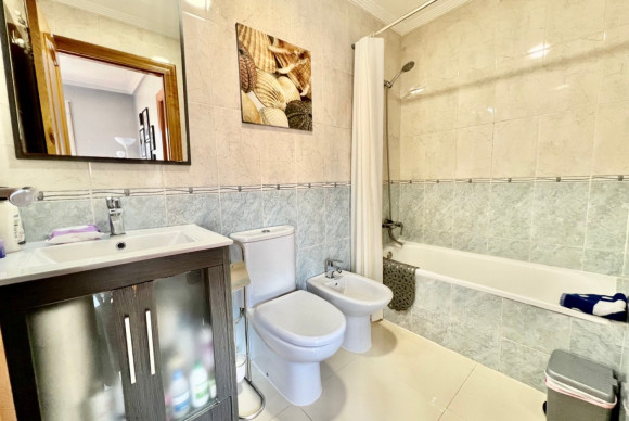 Herverkoop - Appartement  - Torrevieja - Centro