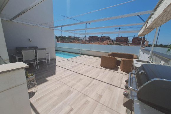 Lange Termijn Verhuur - Villa - Torrevieja - Los Balcones