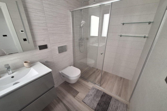 Lange Termijn Verhuur - Villa - Torrevieja - Los Balcones