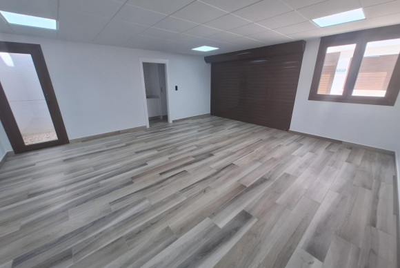 Lange Termijn Verhuur - Villa - Torrevieja - Los Balcones