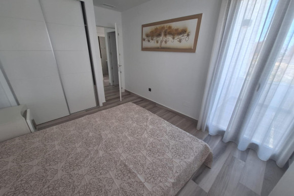 Lange Termijn Verhuur - Villa - Torrevieja - Los Balcones