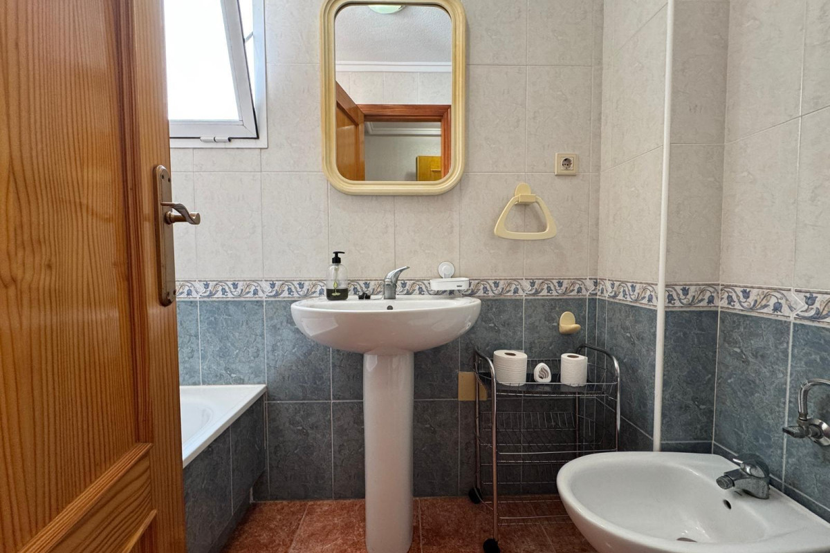 Herverkoop - Appartement  - Torrevieja - Estacion de autobuses