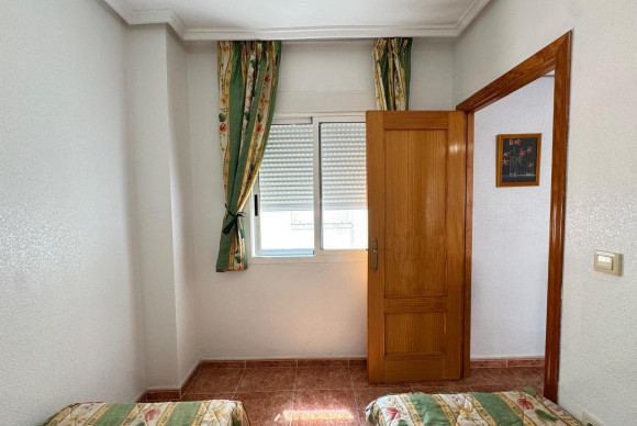 Herverkoop - Appartement  - Torrevieja - Estacion de autobuses