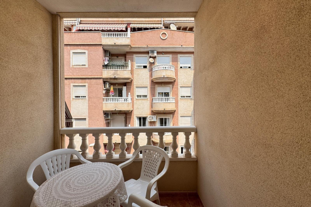 Herverkoop - Appartement  - Torrevieja - Estacion de autobuses