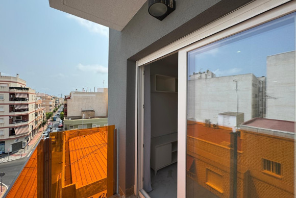 Herverkoop - Appartement  - Torrevieja