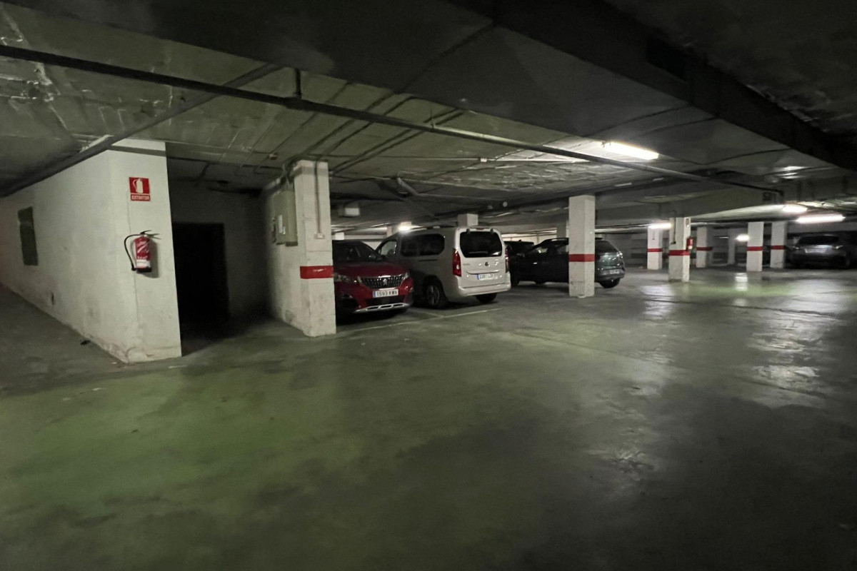 Herverkoop - Garage - Torrevieja - Centro