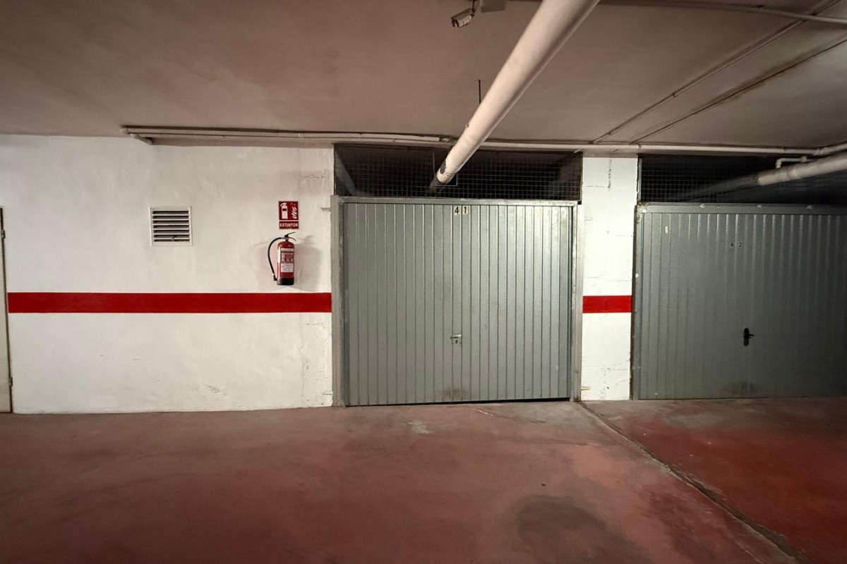 Herverkoop - Garage - Torrevieja - Estacion de autobuses