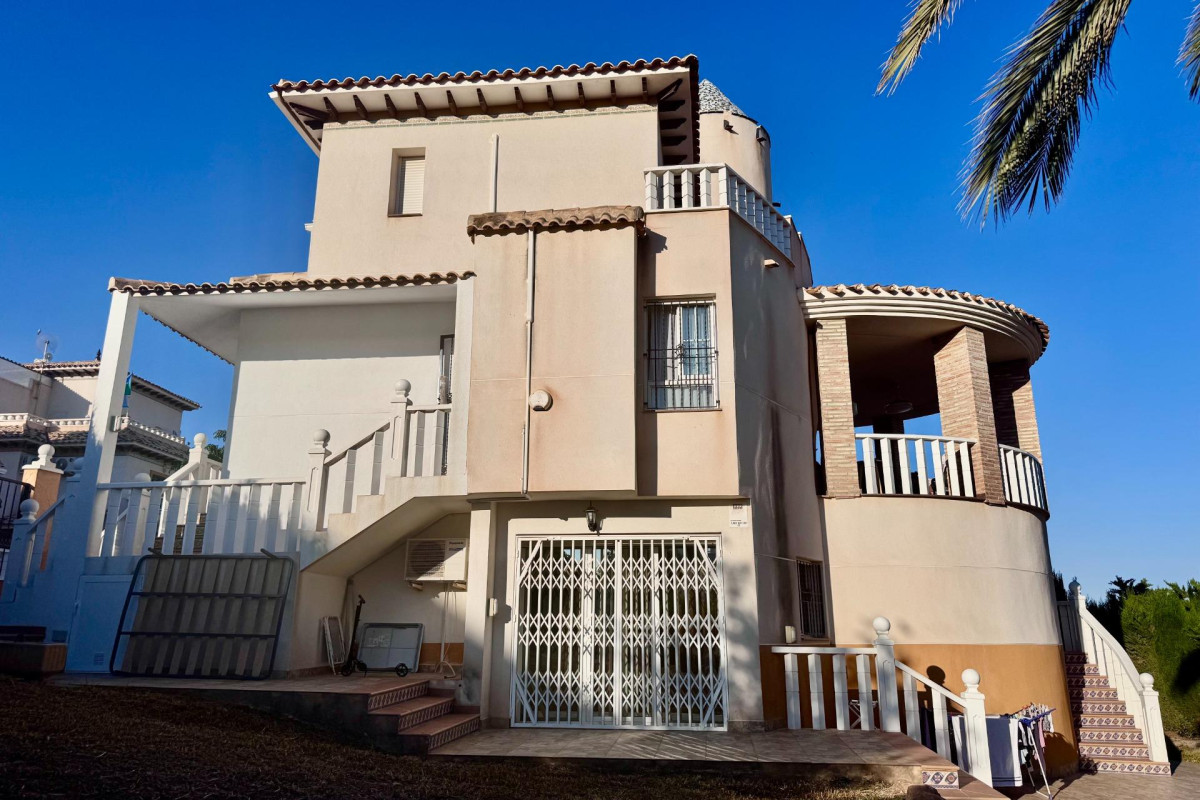 Herverkoop - Villa - Orihuela Costa - Lomas de Cabo Roig-Los Dolses