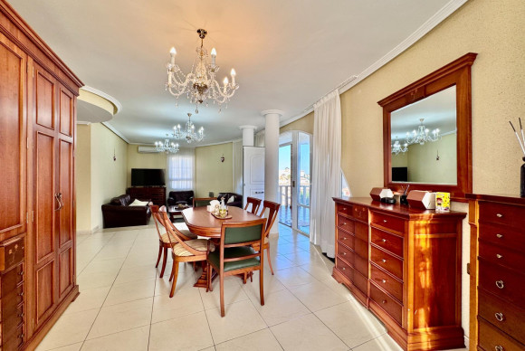 Herverkoop - Villa - Orihuela Costa - Lomas de Cabo Roig-Los Dolses