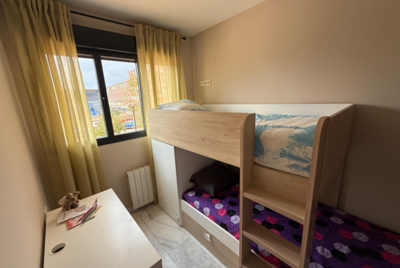 Alquiler a largo plazo - Apartamento / piso - Alicante - Vistahermosa