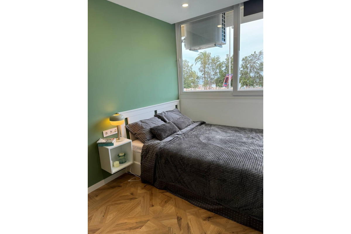 Revente - Commercial Unit - Alicante - Mercado