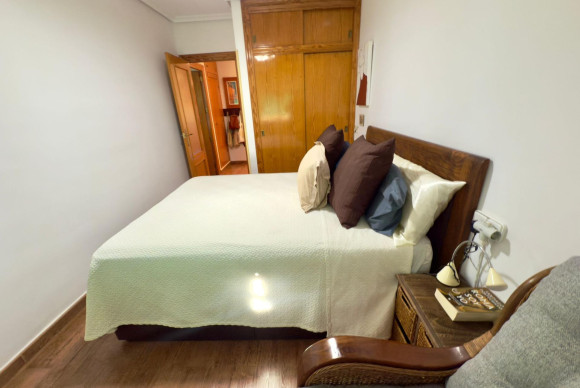 Reventa - Apartamento / piso - Alicante - Campoamor