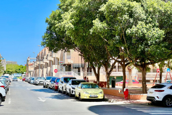 Herverkoop - Appartement  - Torrevieja - Habaneras
