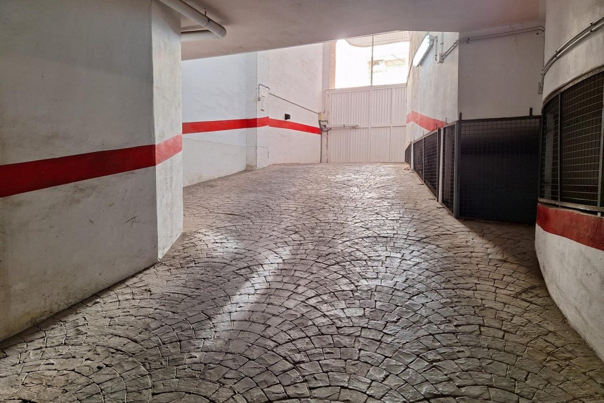 Herverkoop - Garage - Torrevieja - Playa de los Locos