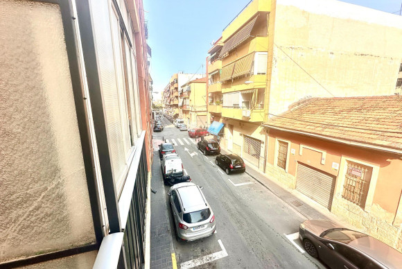 Reventa - Apartamento / piso - Alicante - Los ángeles