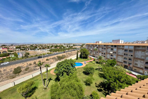 Revente - Appartement - Torrevieja - Centro
