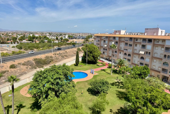 Revente - Appartement - Torrevieja - Centro