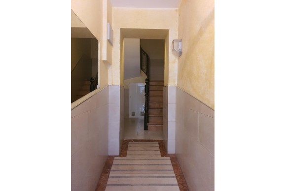 Herverkoop - Gebouw - Alicante - Mercado