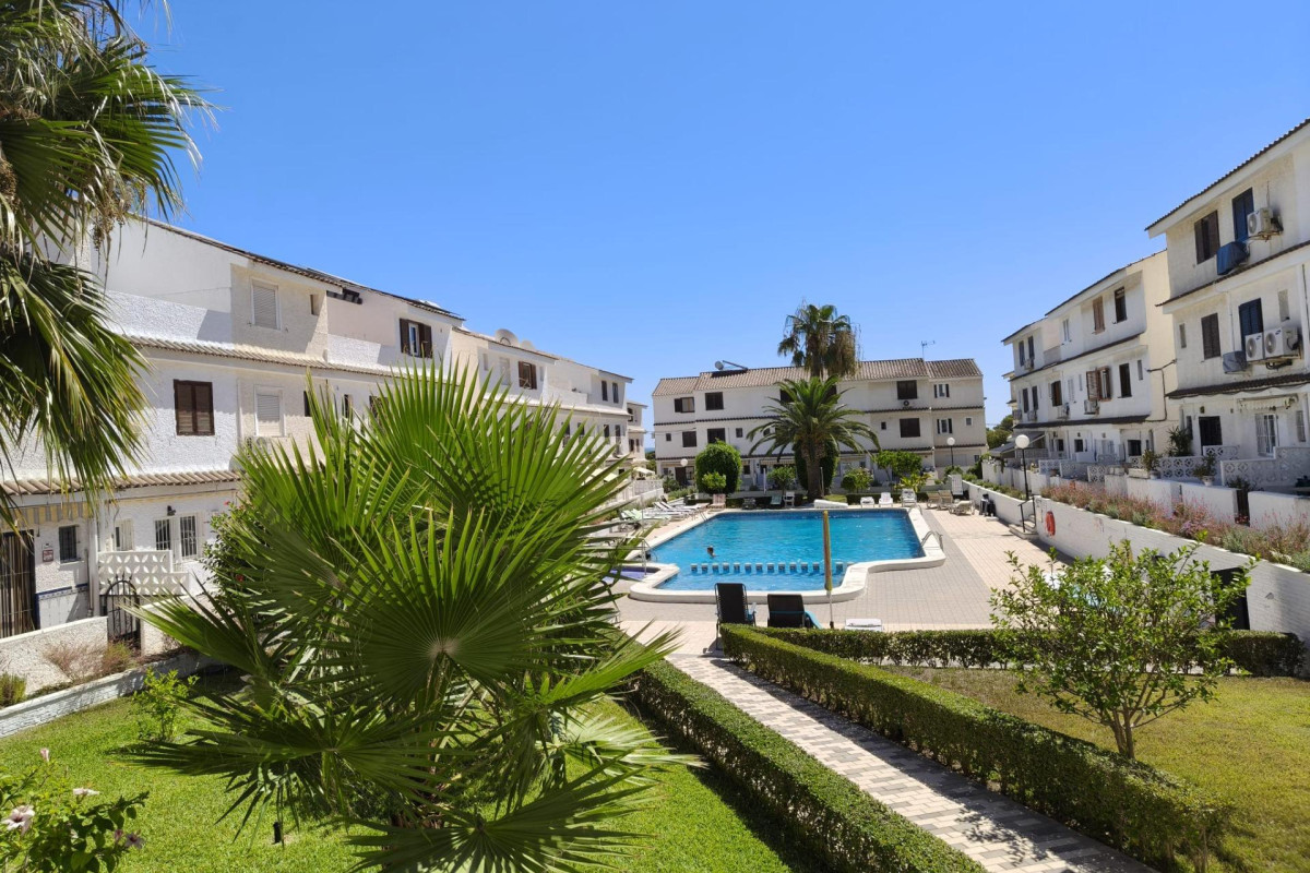 Herverkoop - Triplex - Torrevieja - Punta prima