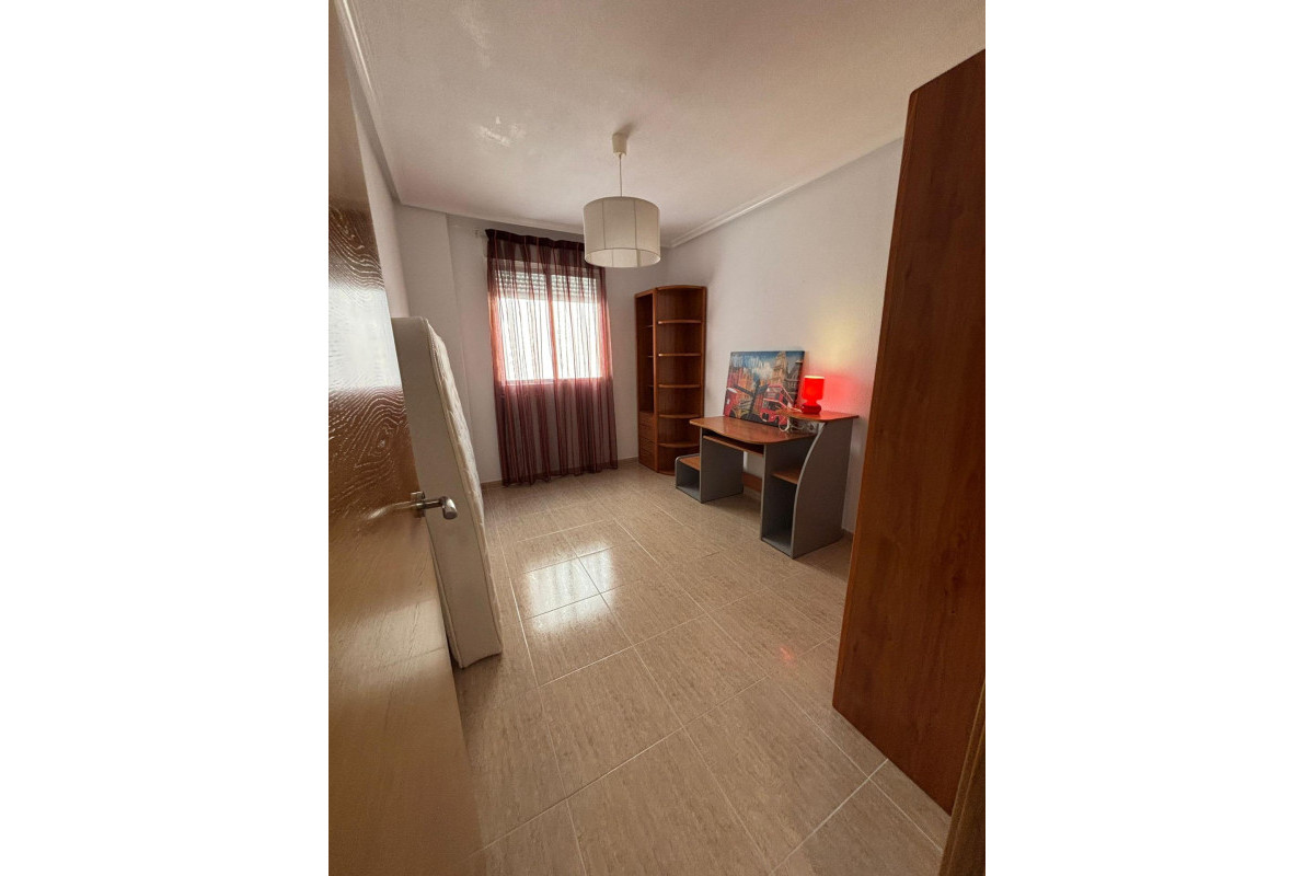 Herverkoop - Appartement  - Torrevieja - Centro