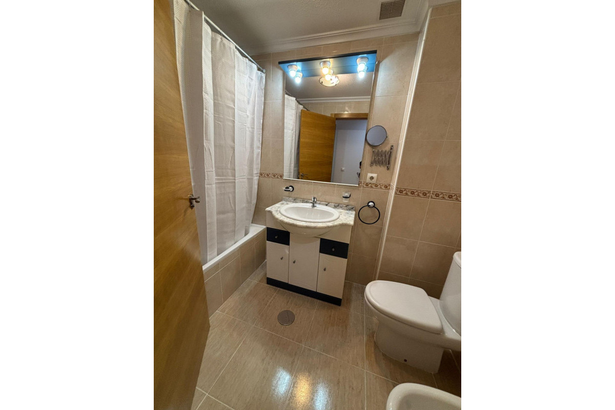 Herverkoop - Appartement  - Torrevieja - Centro