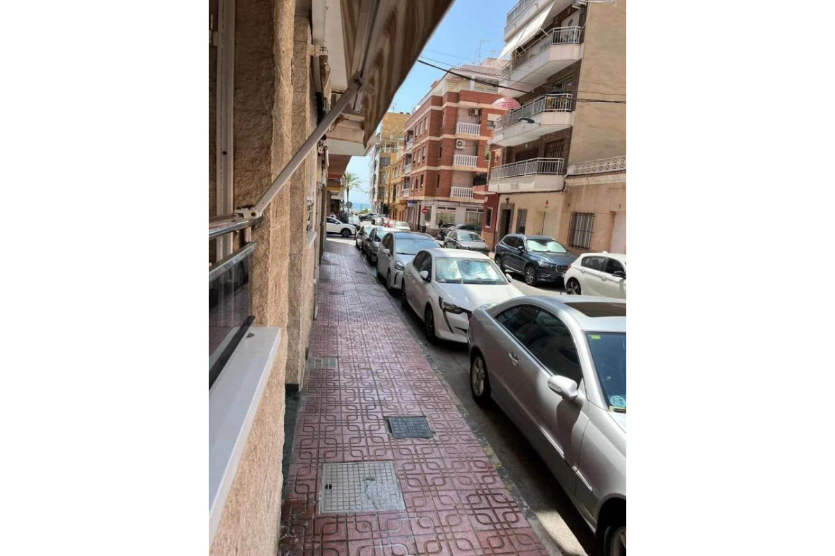 Herverkoop - Appartement  - Torrevieja - Estacion de autobuses