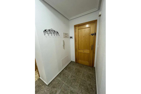 Herverkoop - Appartement  - Torrevieja - Estacion de autobuses