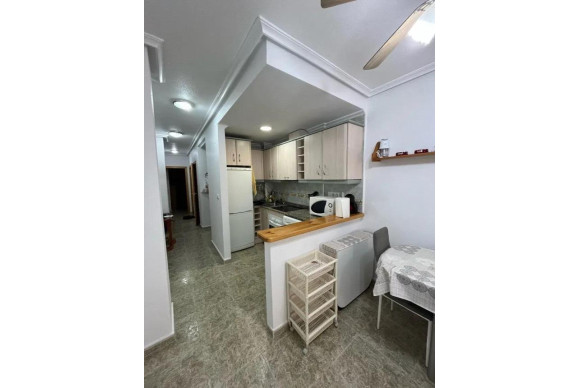 Herverkoop - Appartement  - Torrevieja - Estacion de autobuses